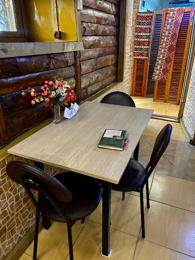 Communication Hostel บาทูมิ ภายนอก รูปภาพ